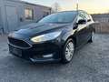 Ford Focus 1.5 TDCi Business AHK SHZ NAVI GARANTIE Schwarz - thumbnail 1