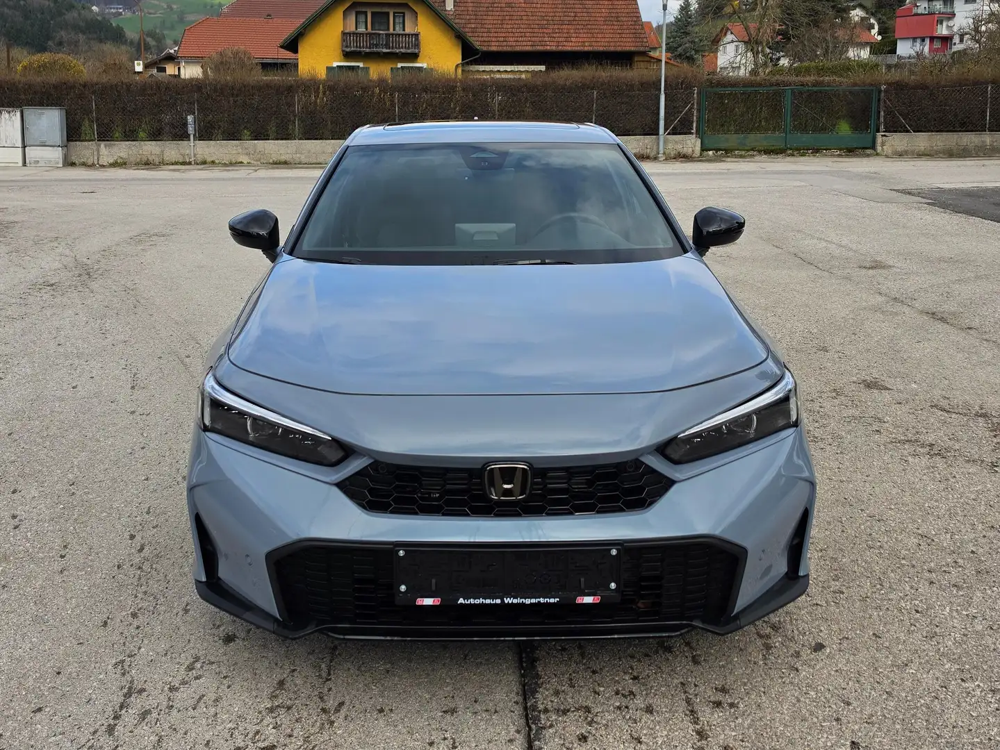 Honda Civic e:HEV Advance Grau - 1