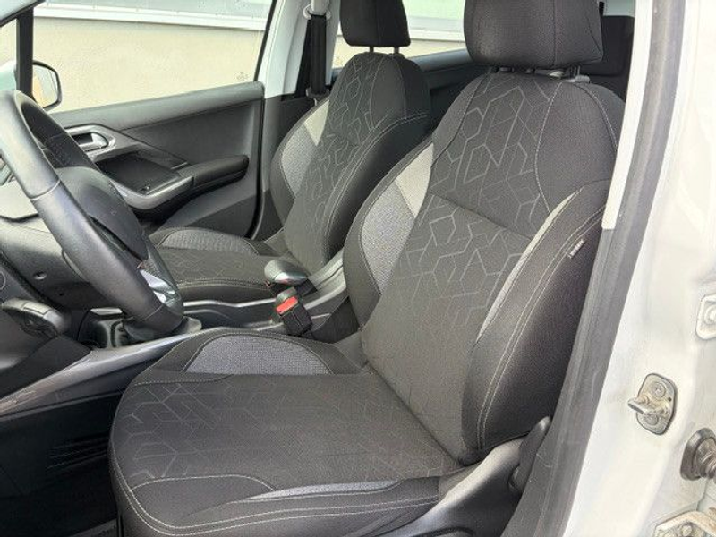Peugeot 2008 1.2i Active *Klima+PDC+Tempomat+Sitzh.+EU6* — photo 14