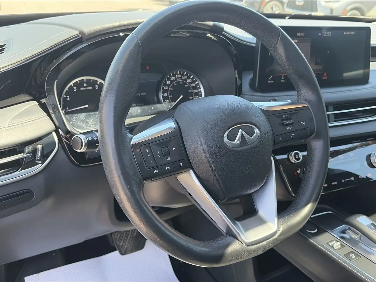 Infiniti QX60 снимка Infiniti QX60