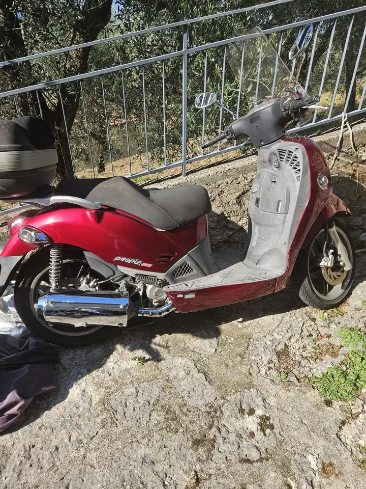 Kymco People 250
