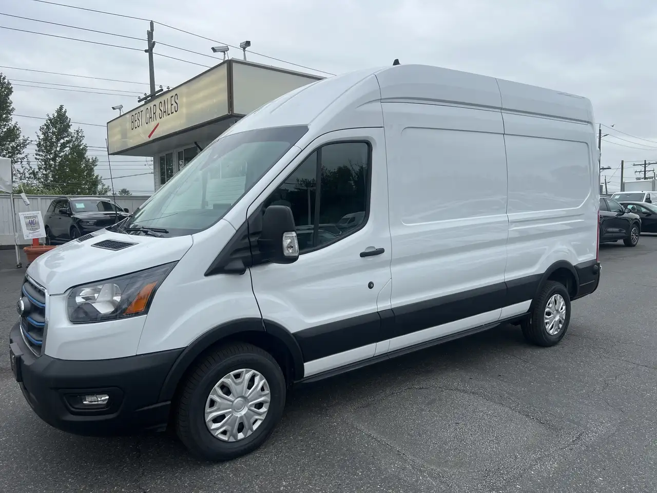 2023 Ford E-Transit