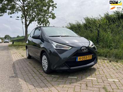 Toyota Aygo 1.0 VVT-i x-play, Navigatie, Car-Play, Airconditio