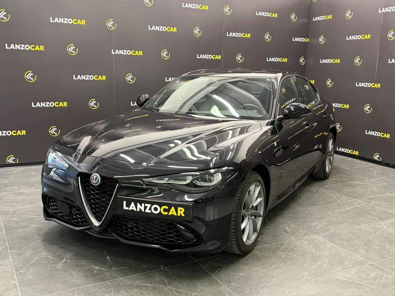 Alfa Romeo Giulia 2.0 TI 280CV Q4*PELLE*MY24*BLACK*