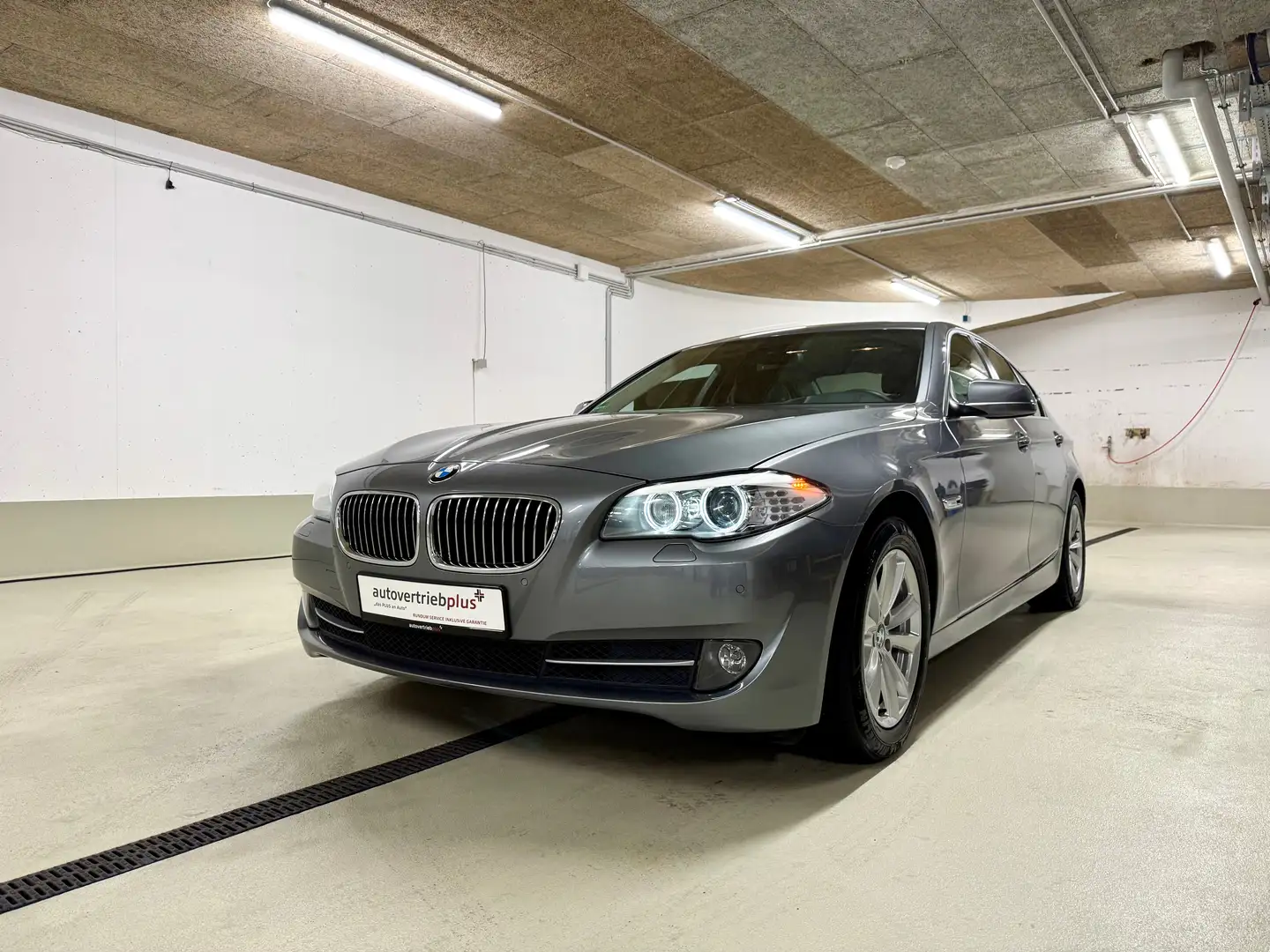 BMW 523 523i Aut. Limousine "NAVI/LEDER/HEAD-UP/XENON Szary - 1