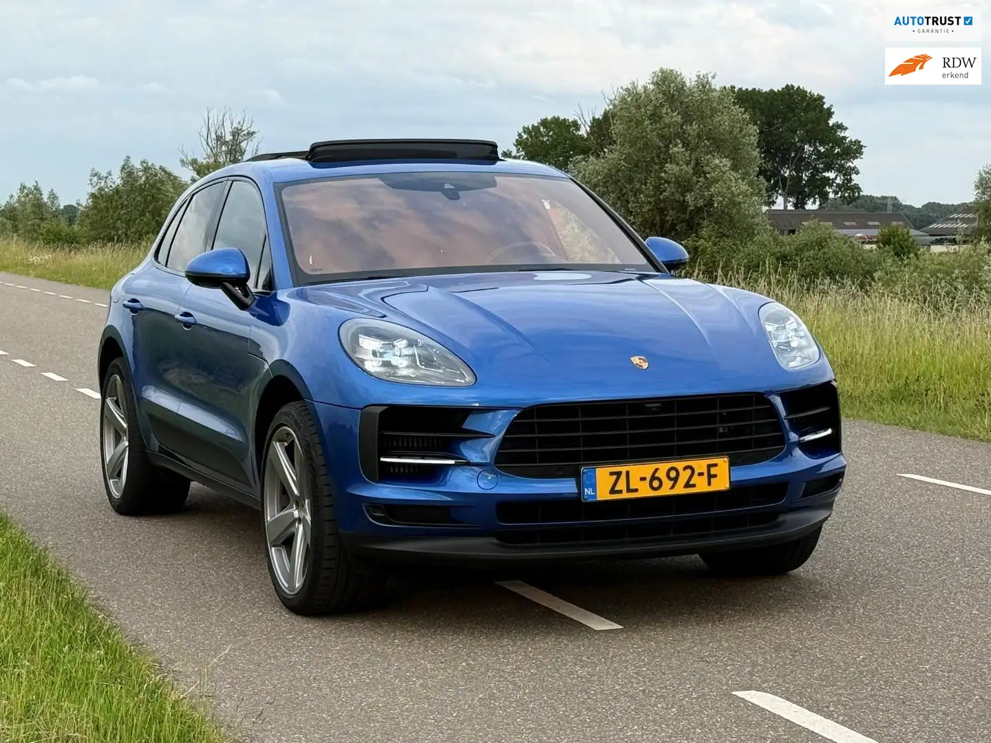 Porsche Macan 3.0 S in prachtige blauwe kleur met zeer veel opti Blauw - 1