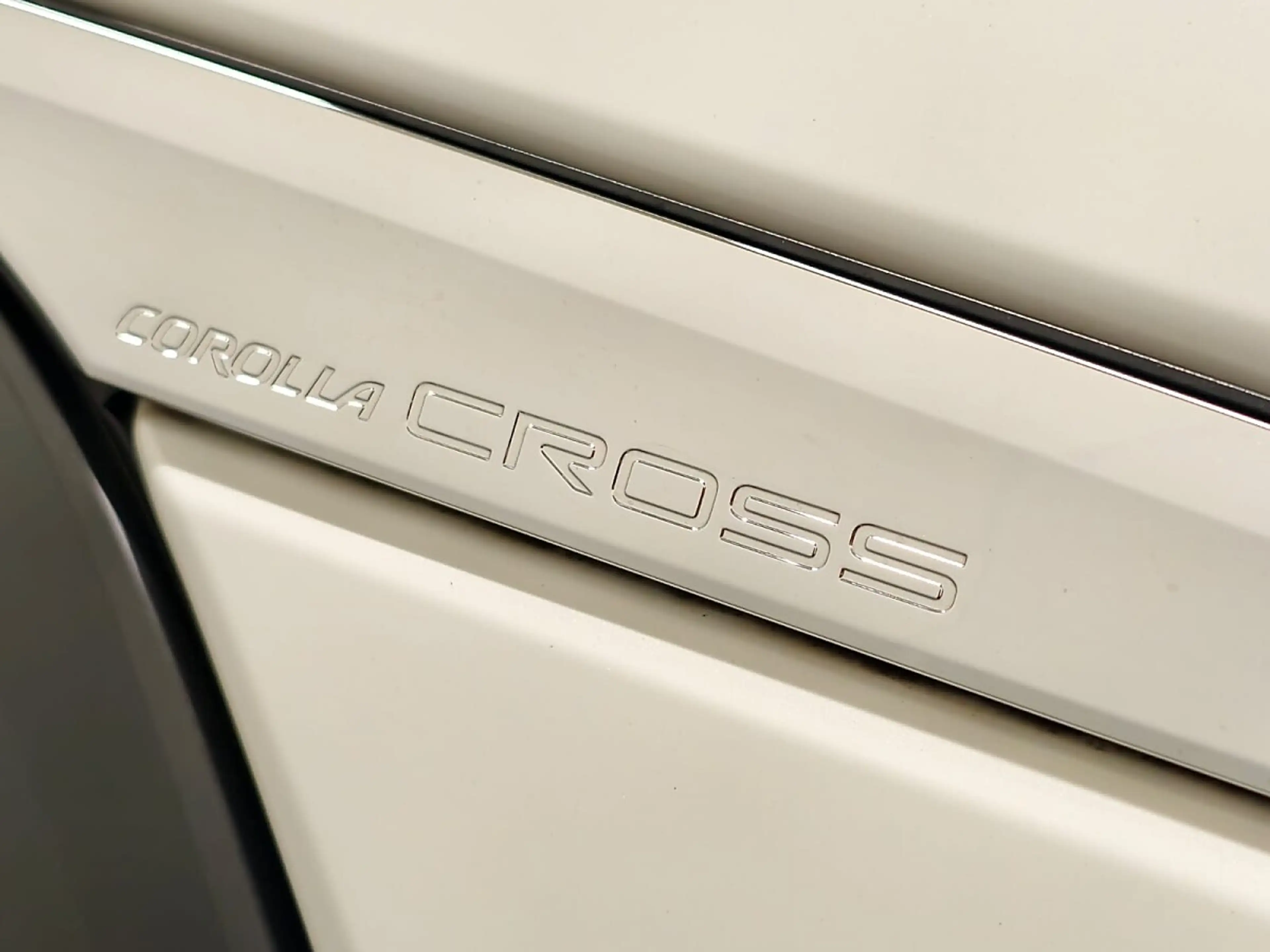 Toyota Corolla Cross 2.0 Hybrid Active Edition — photo 4