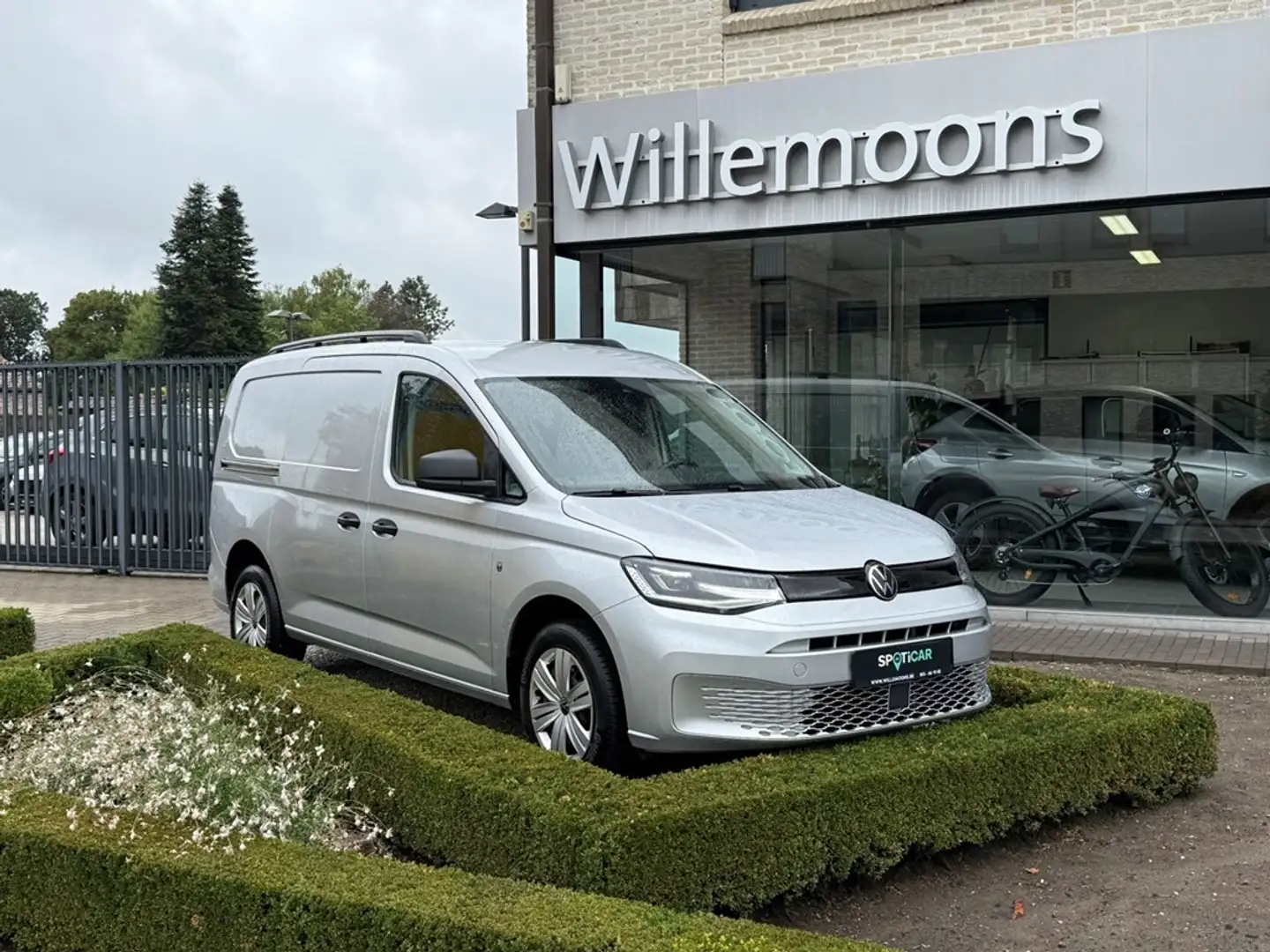 Volkswagen Caddy Maxi Business 2.0TDi 120PK DSG7 *Navi*Zetelverwarm Silber - 1