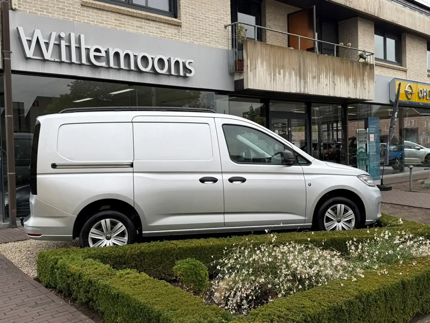 Volkswagen Caddy Maxi Business 2.0TDi 120PK DSG7 *Navi*Zetelverwarm Silber - 2