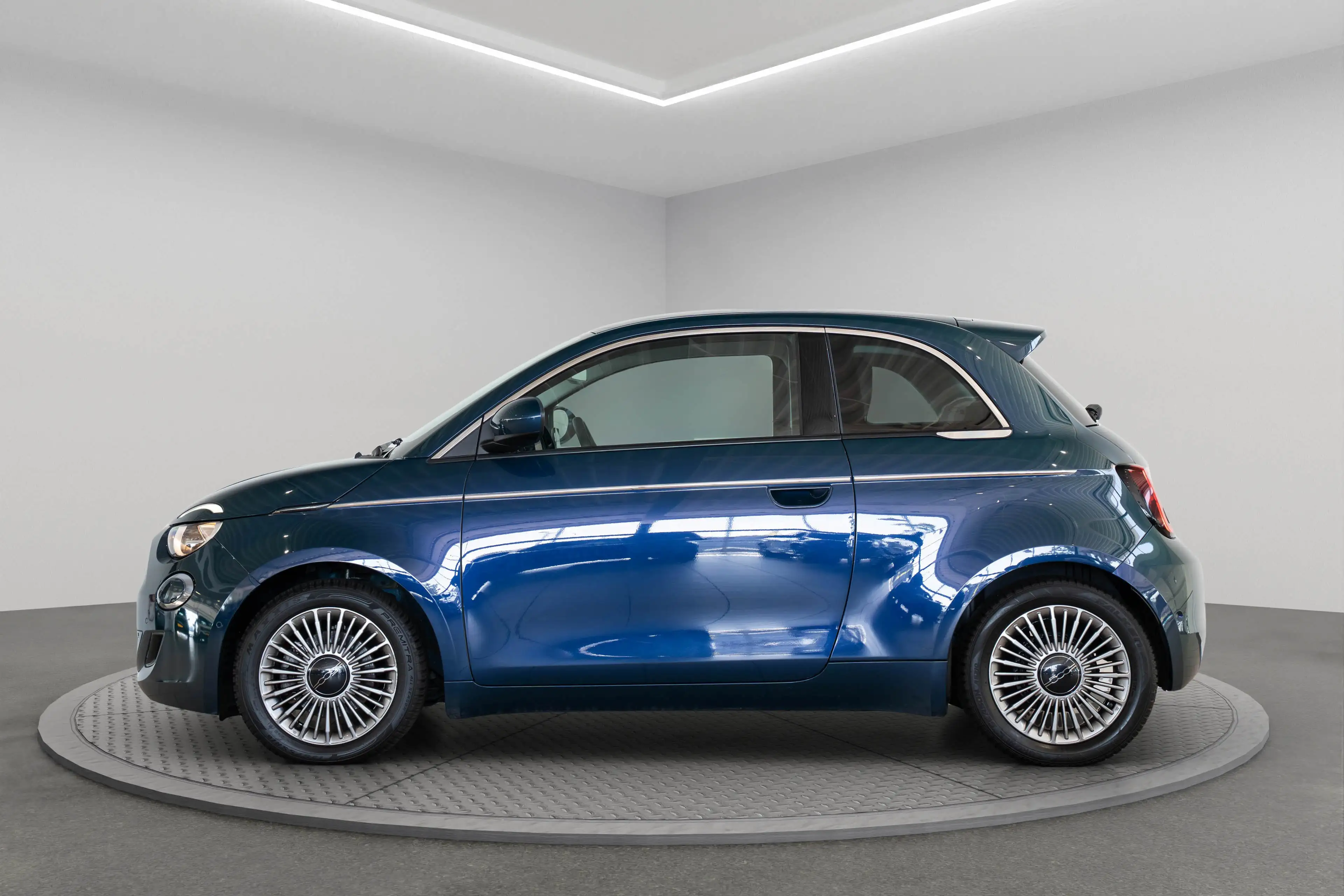 Fiat 500e Icon 42 kWh | Camera | Stoelverwarming | Parkeerse — photo 5