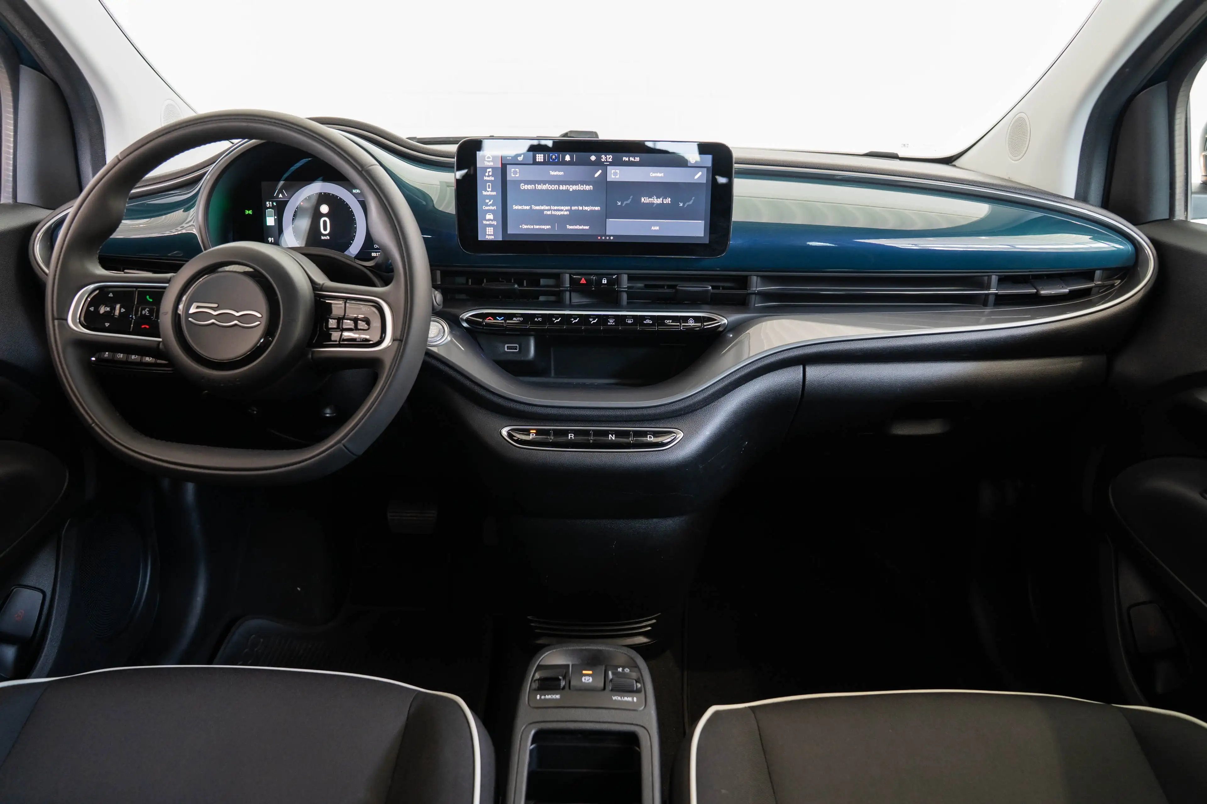 Fiat 500e Icon 42 kWh | Camera | Stoelverwarming | Parkeerse — photo 33