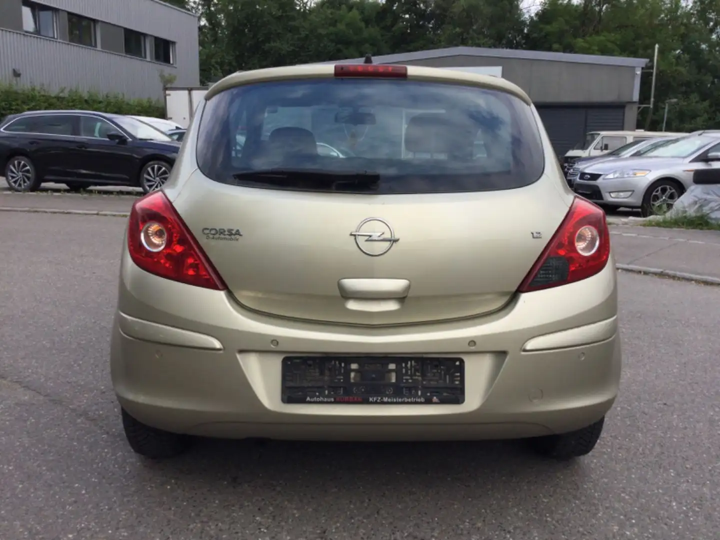 Opel Corsa D Edition AUTOMATIK Silber - 2