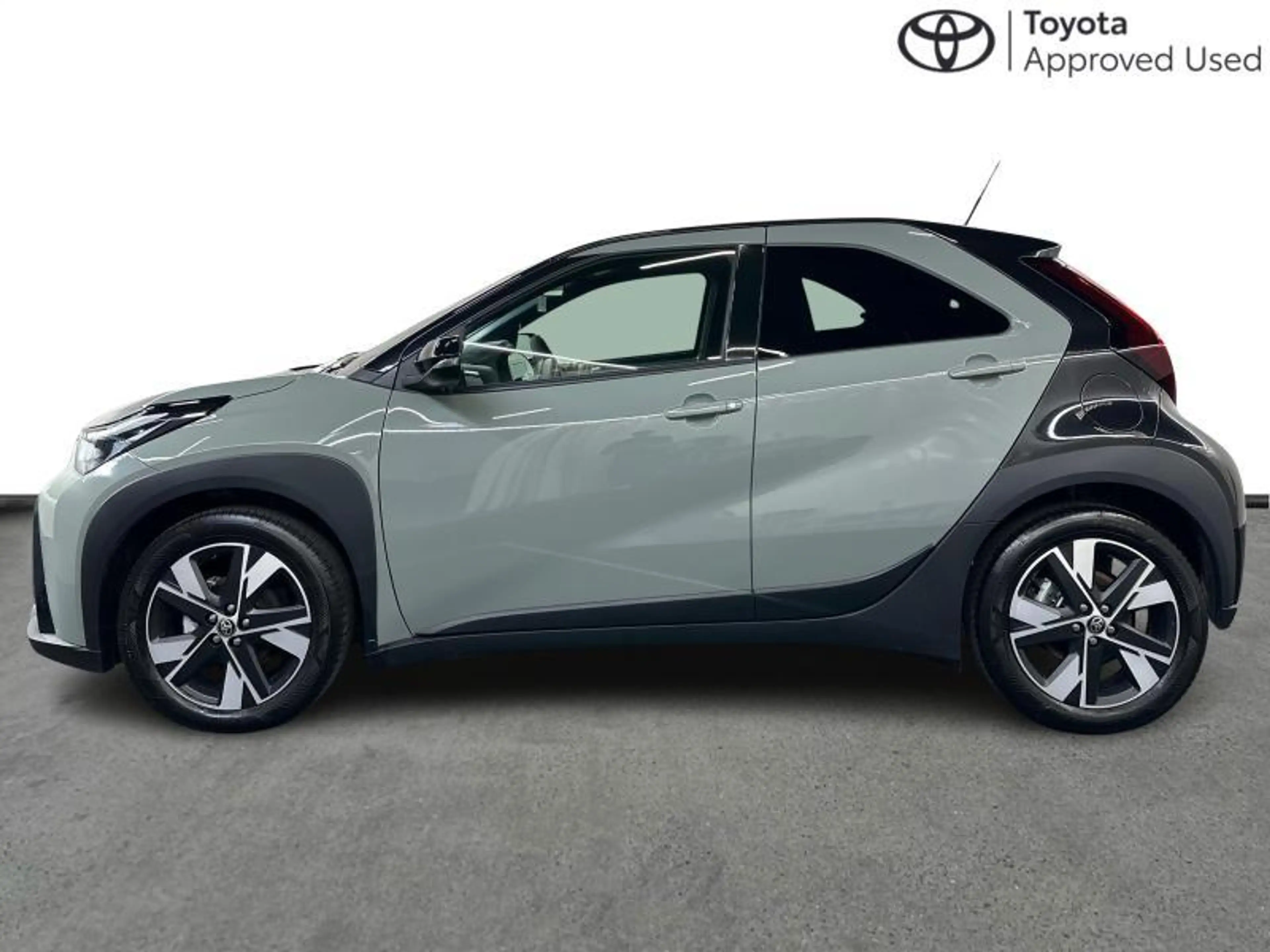 Toyota Aygo X 116hp HEV Pulse | carplay — photo 5