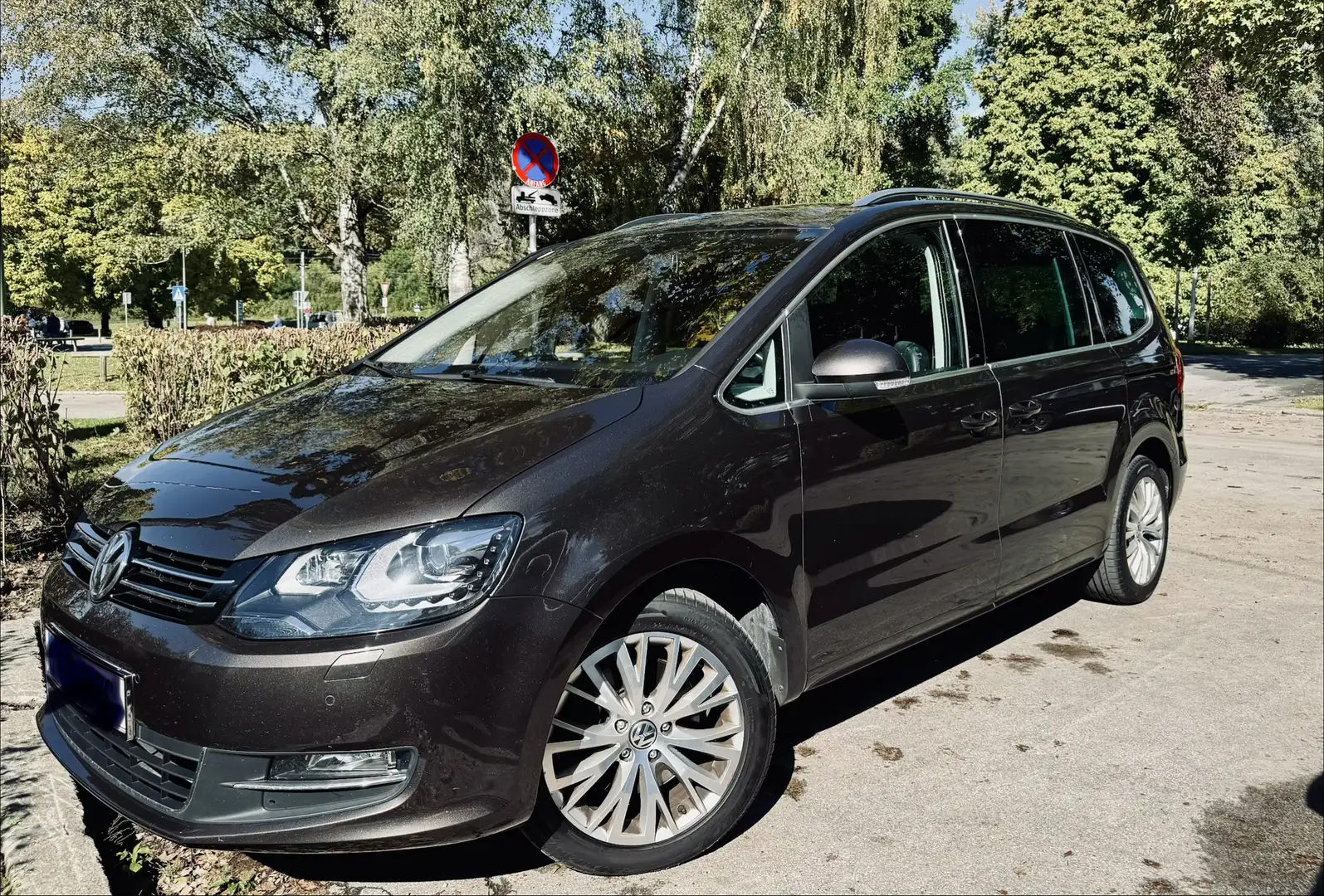 Volkswagen Sharan HIghline BMT 2.0 DSG NAVI XenoLeder EAHK Keyless - 1
