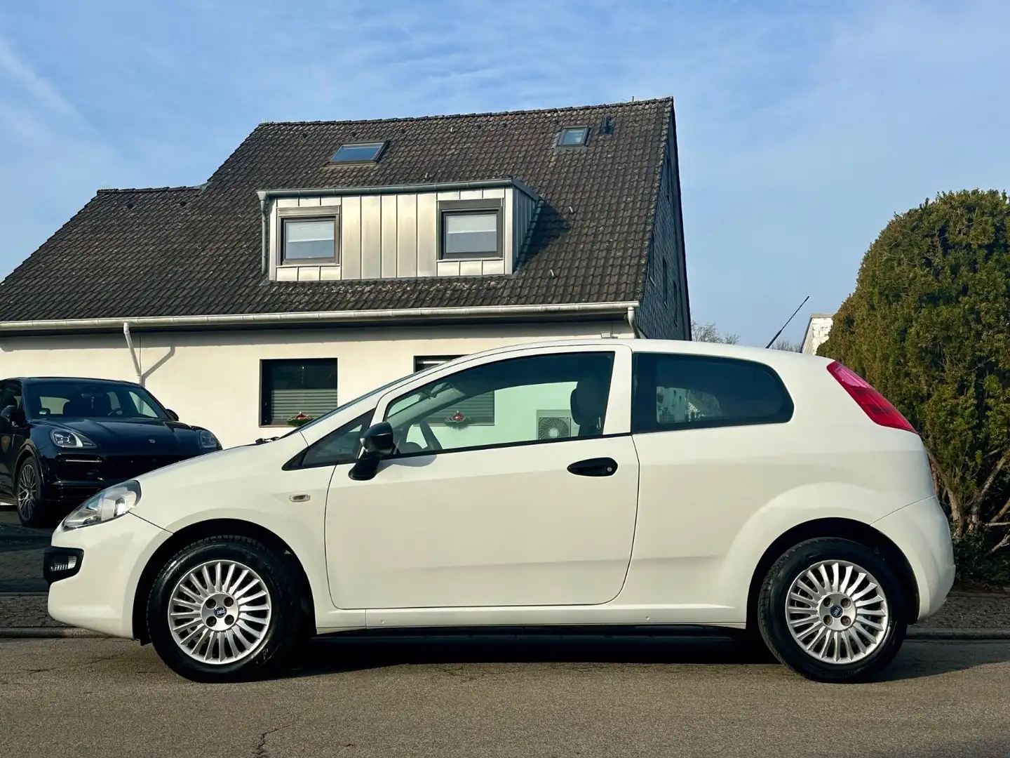 Fiat Grande Punto 1.2 8V, 159tkm, TÜV 11/27 Weiß - 2