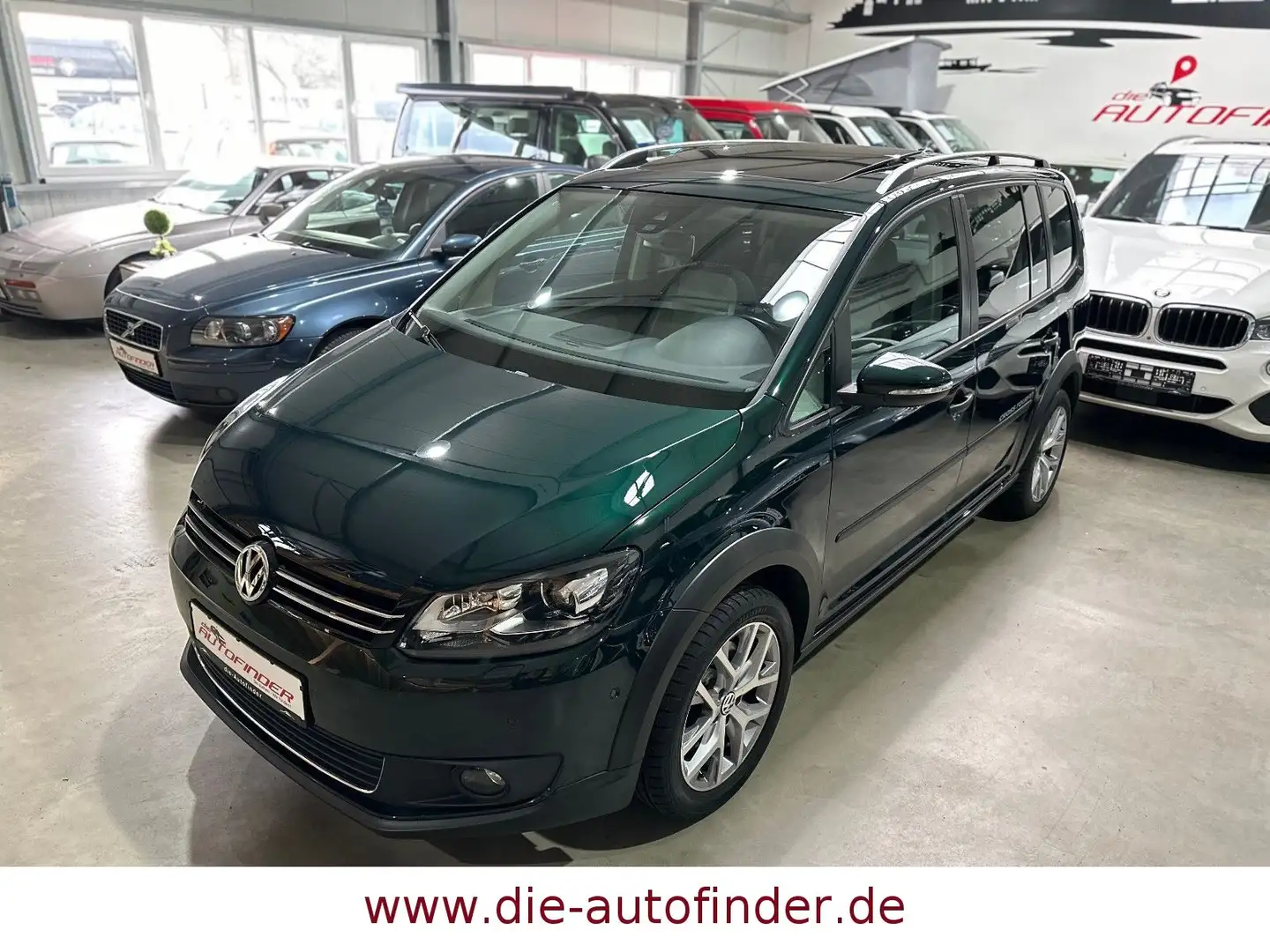 Volkswagen Touran Cross 1.4 TGI DSG BiXenon,Leder,Pano,AHK zelena - 2