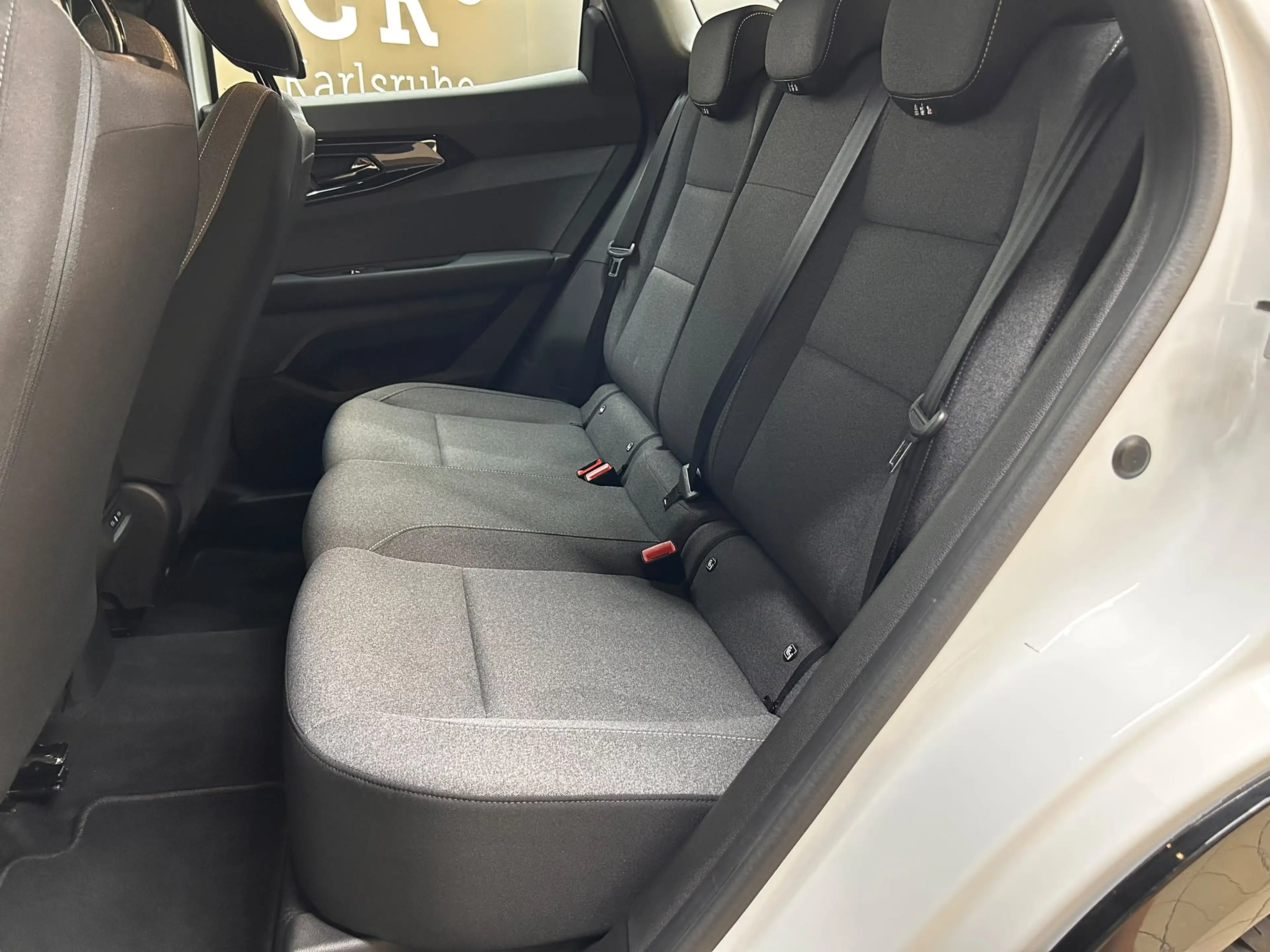 Renault Austral 1.3 TCE Aut Evolut NAVI+LED+SHZ+KAM+ACC+ — photo 10
