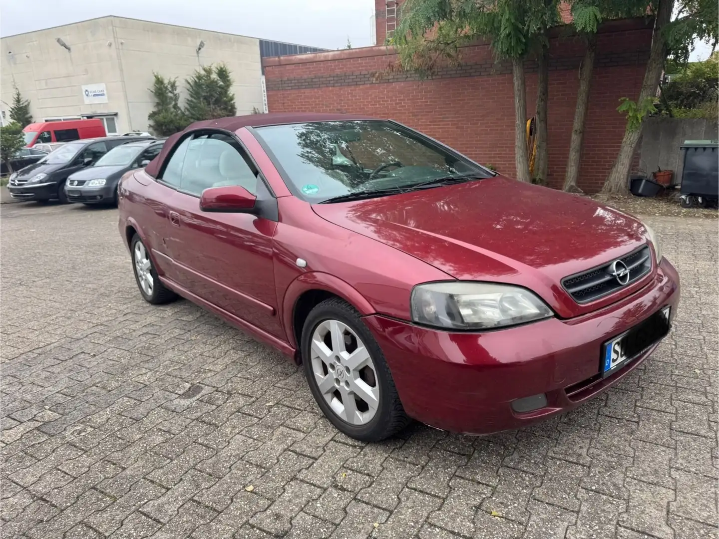 Opel Astra G Cabrio 2.2 16V Rot - 1
