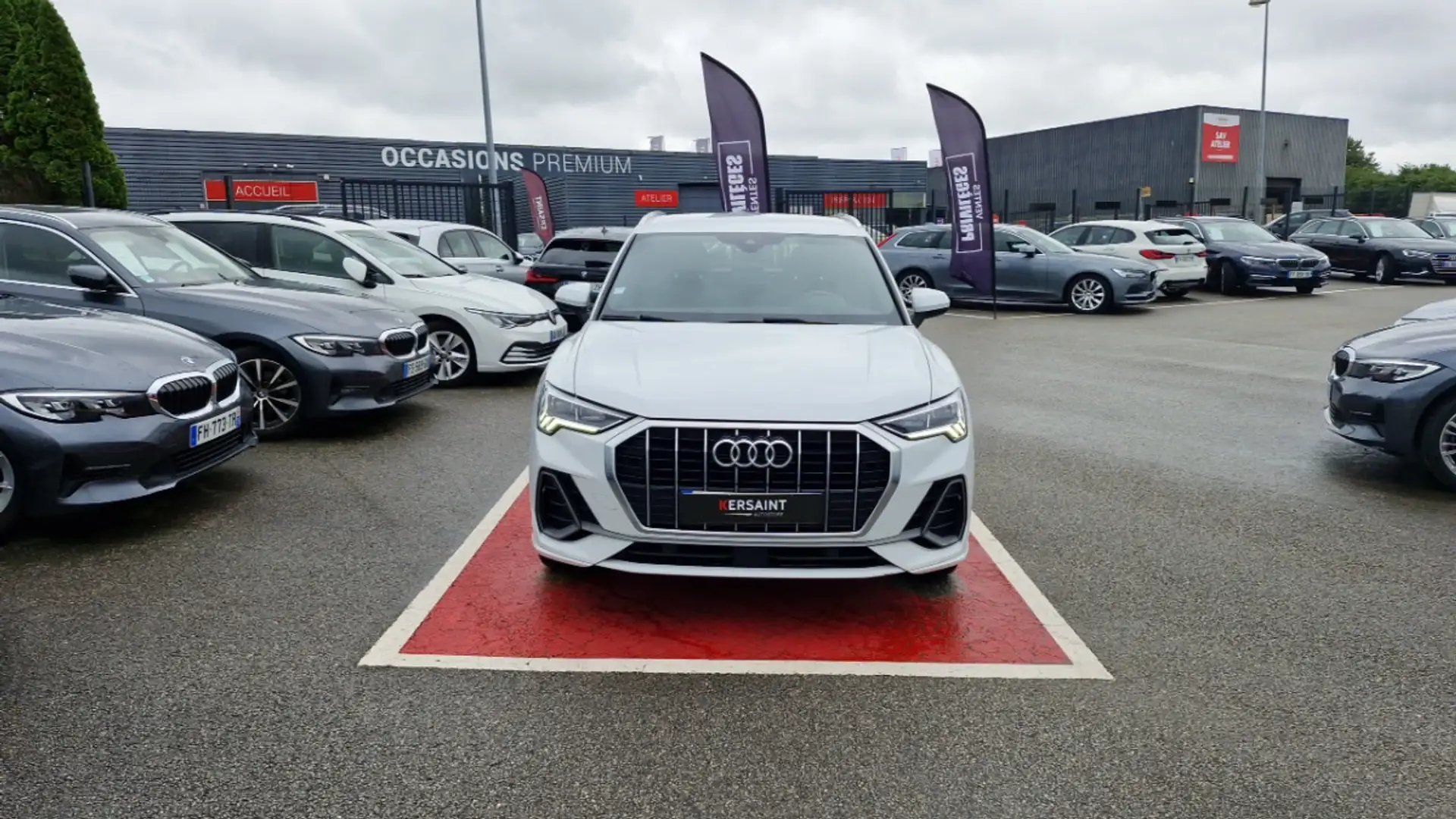 Audi Q3 35 TFSI 150 CH S line Blanc - 2
