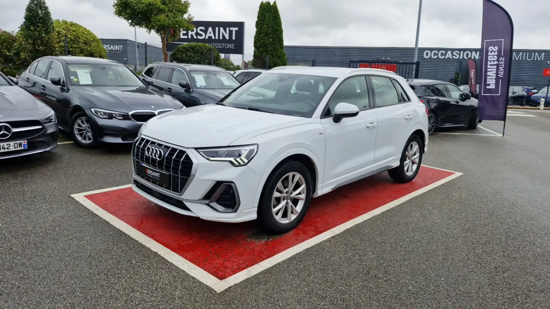 Audi Q3 35 TFSI 150 CH S line Blanc - 1