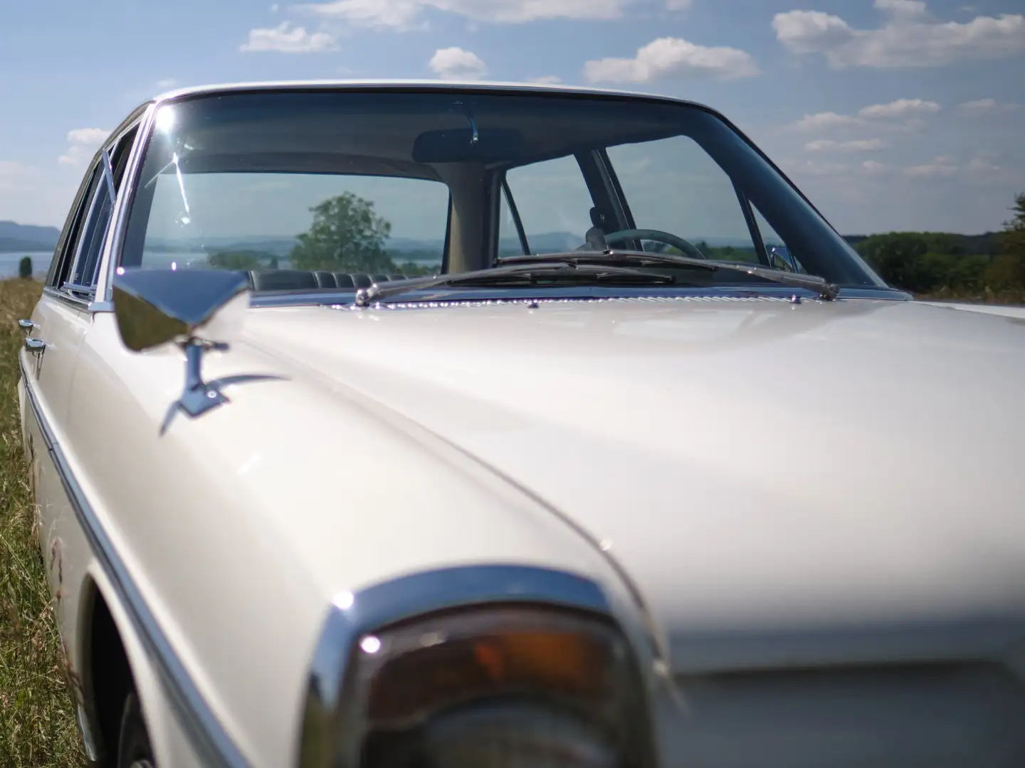 Mercedes-Benz W 114/115 Strich-Acht 1. Generation / Umbau auf 3.0 Diesel bijela - 2