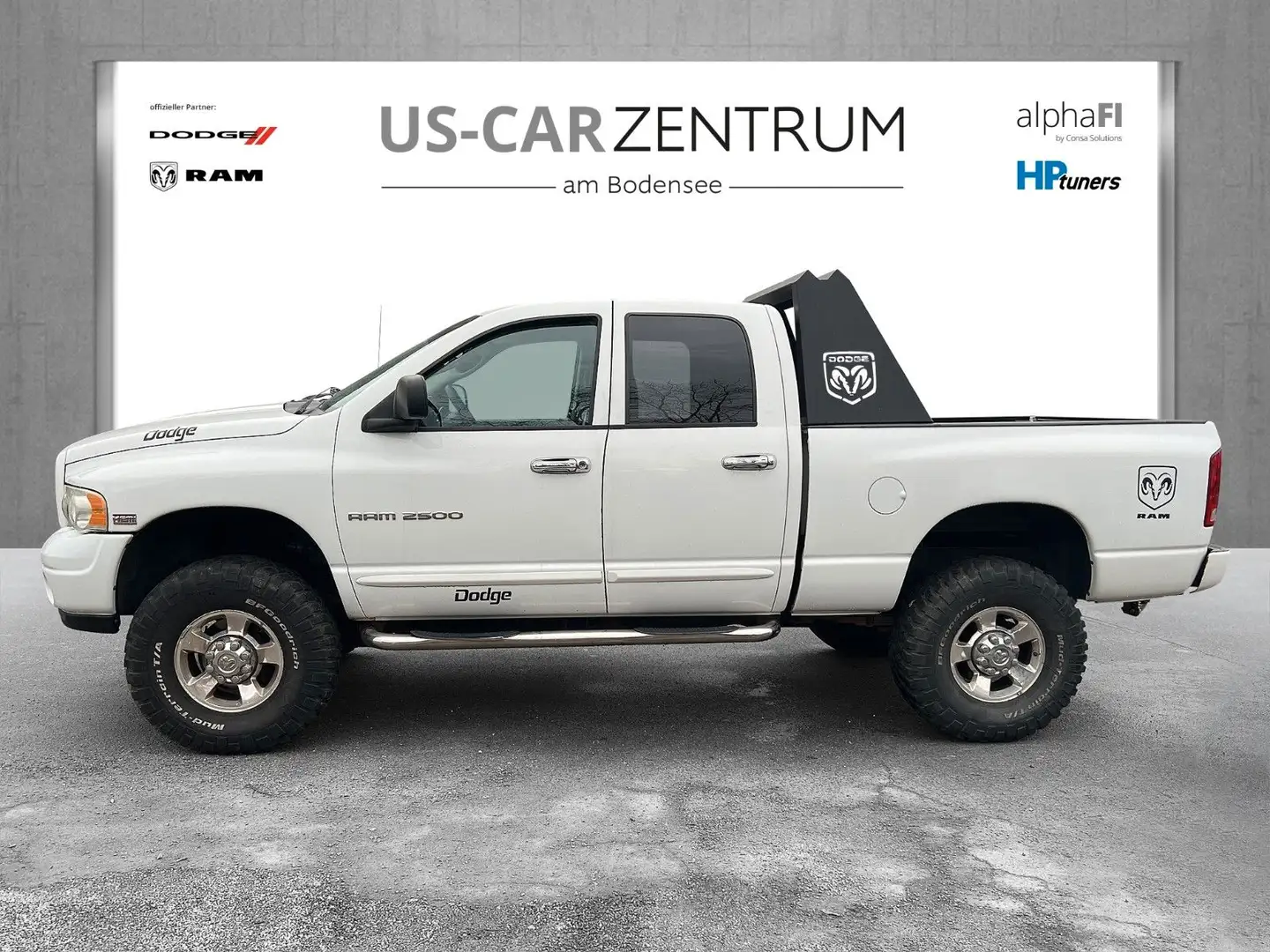 Dodge RAM 2500 SLT Quadcab 5.7L SLT 37" Reifen*Höher* - 2