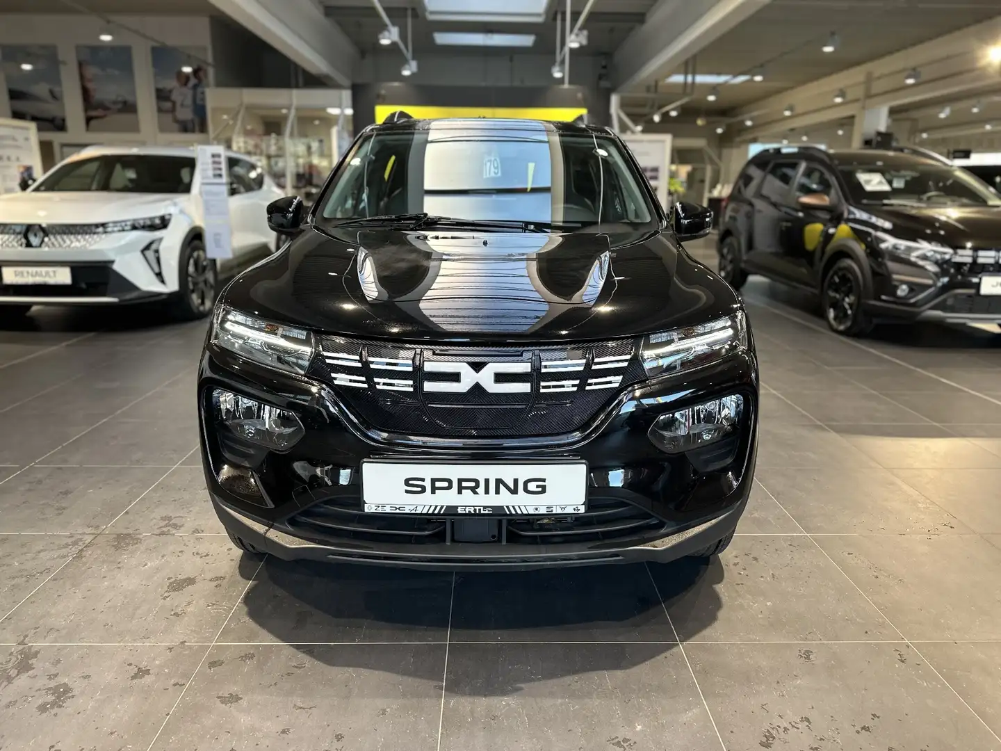 Dacia Spring Essential Schwarz - 2