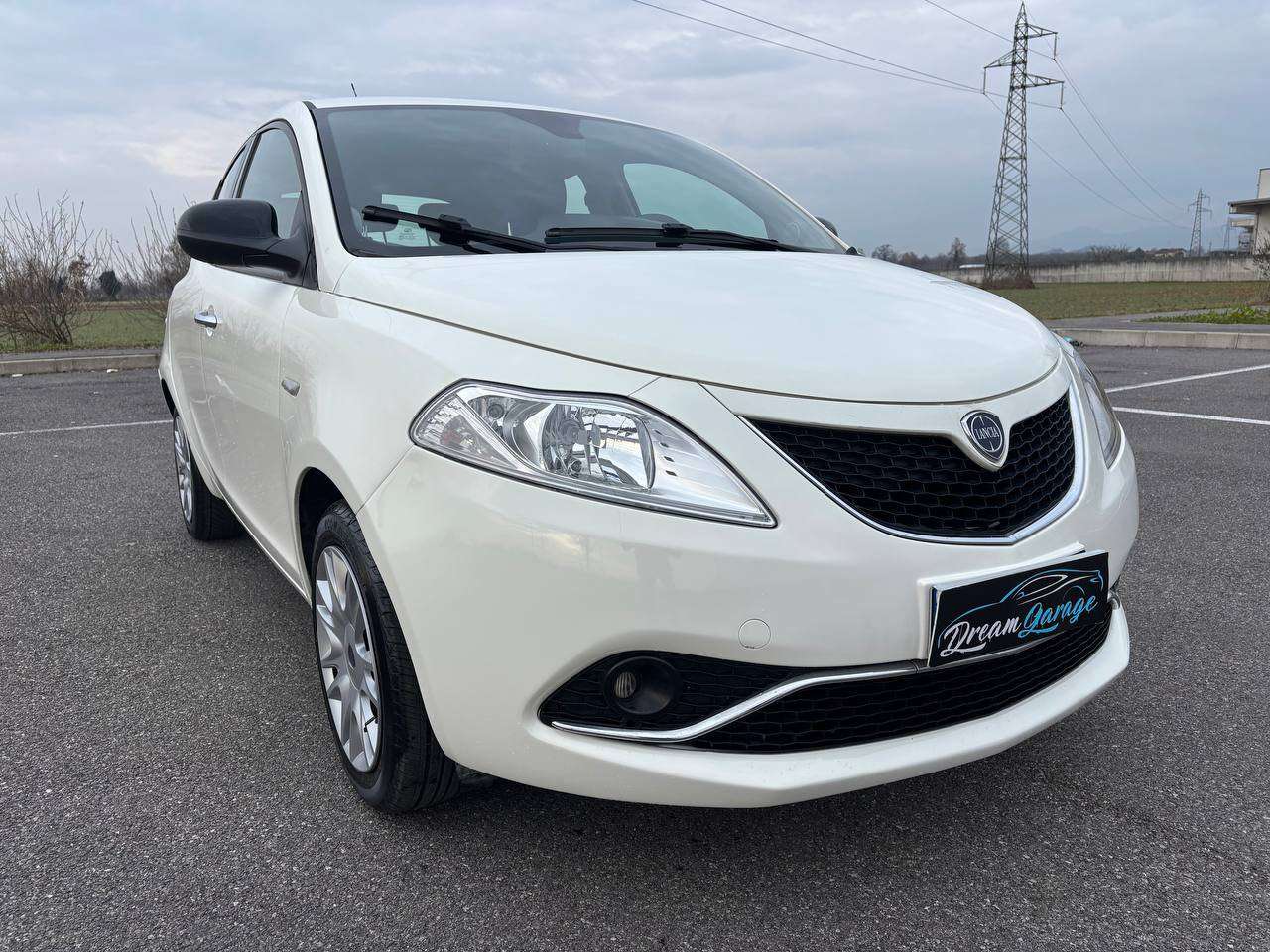 Lancia Ypsilon 1.2 Benz/GPL