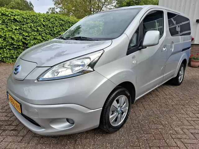 Nissan E-NV200