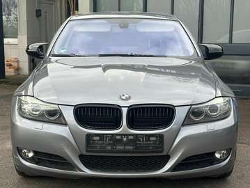 BMW 325i 3.0 218 PS Xenon Tempomat HU 09/26