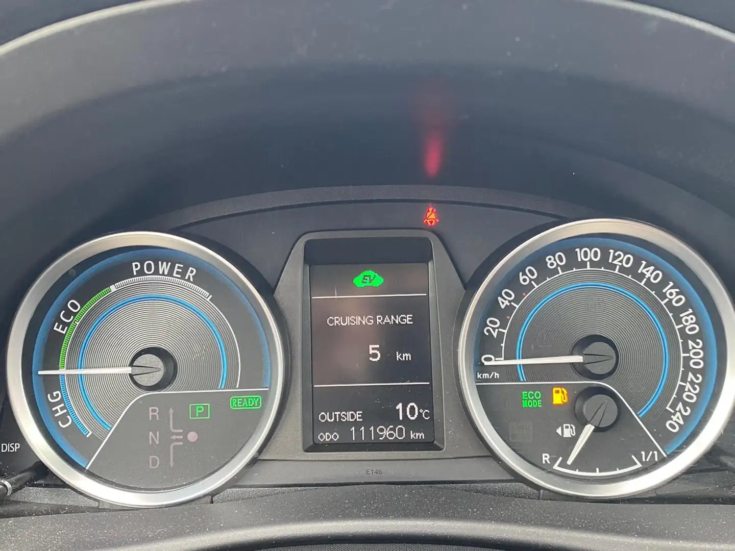 Toyota Auris 1.8 Hybrid Executive | Panorama dak | Stoelverwarm Grijs - 2