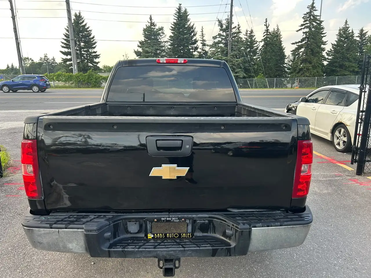 Chevrolet Silverado 1500 снимка Chevrolet Silverado 1500