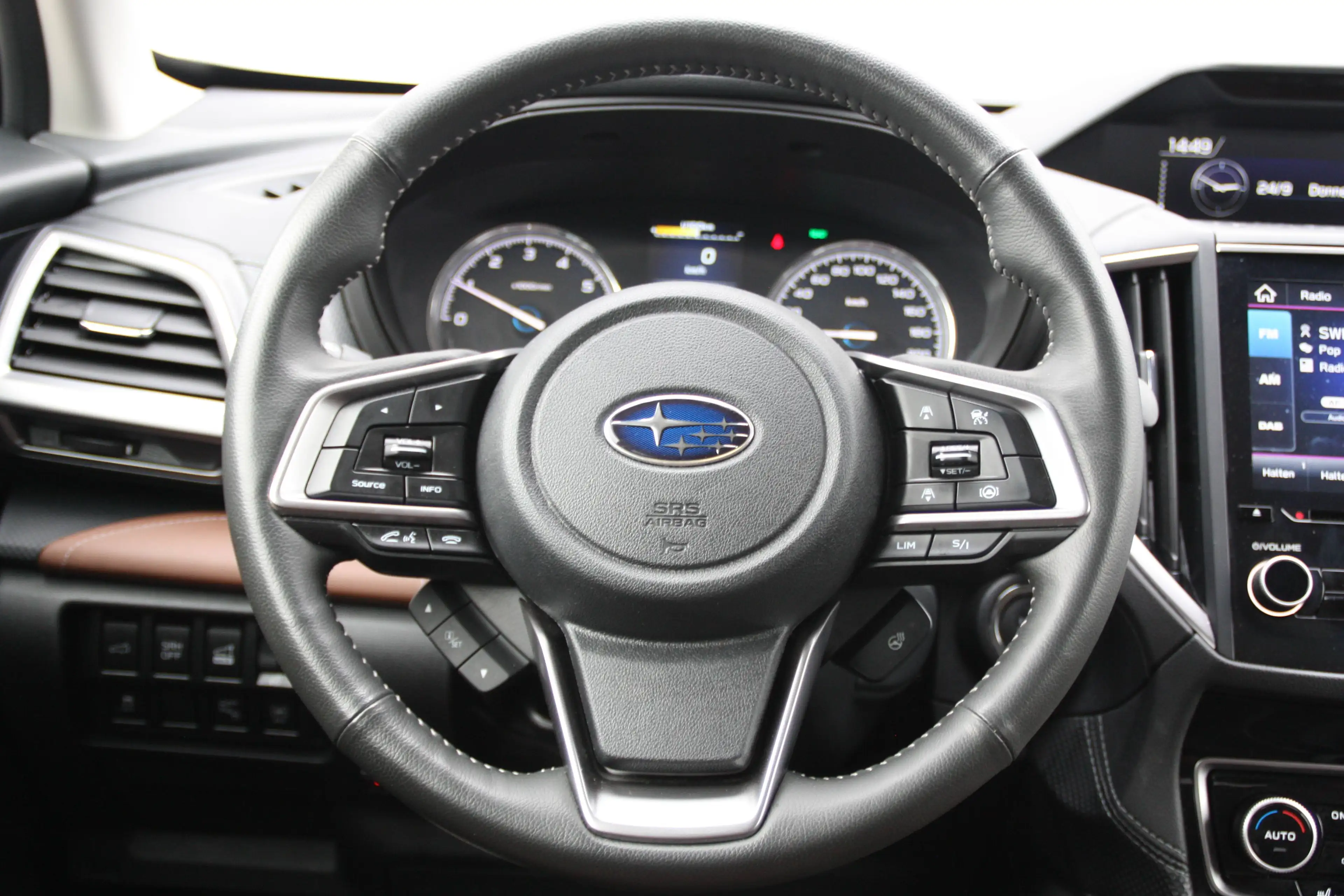 Subaru Forester 2.0ie AWD Platinum Lineartronic — photo 11