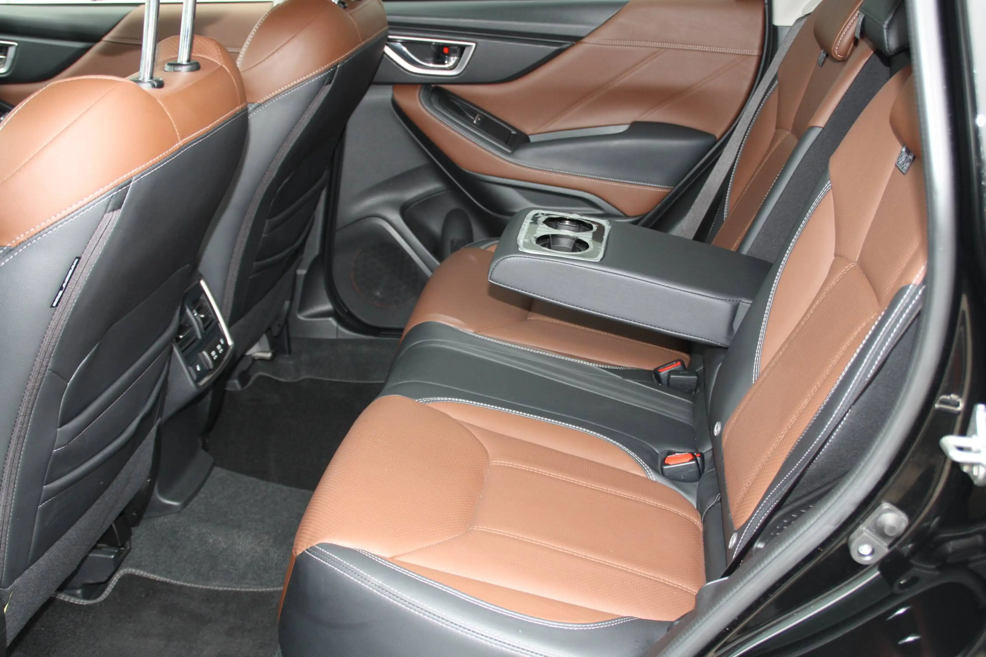 Subaru Forester 2.0ie AWD Platinum Lineartronic — photo 14