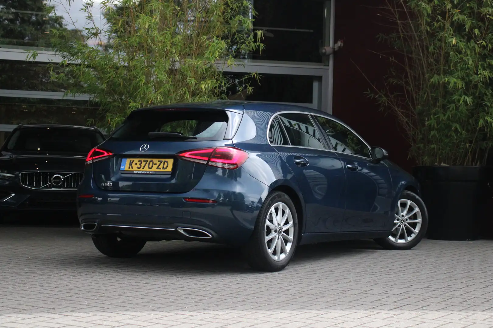 Mercedes-Benz A 180 Advantage | Denim Blue | Camera | Stoelverwarming Blauw - 2