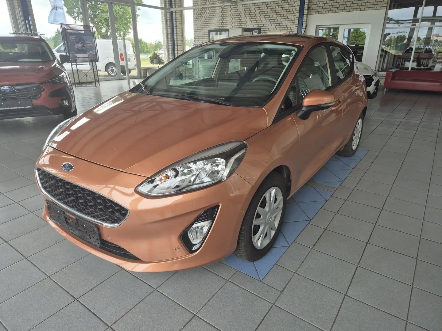 Ford Fiesta 1.1 COOL Braun - 1