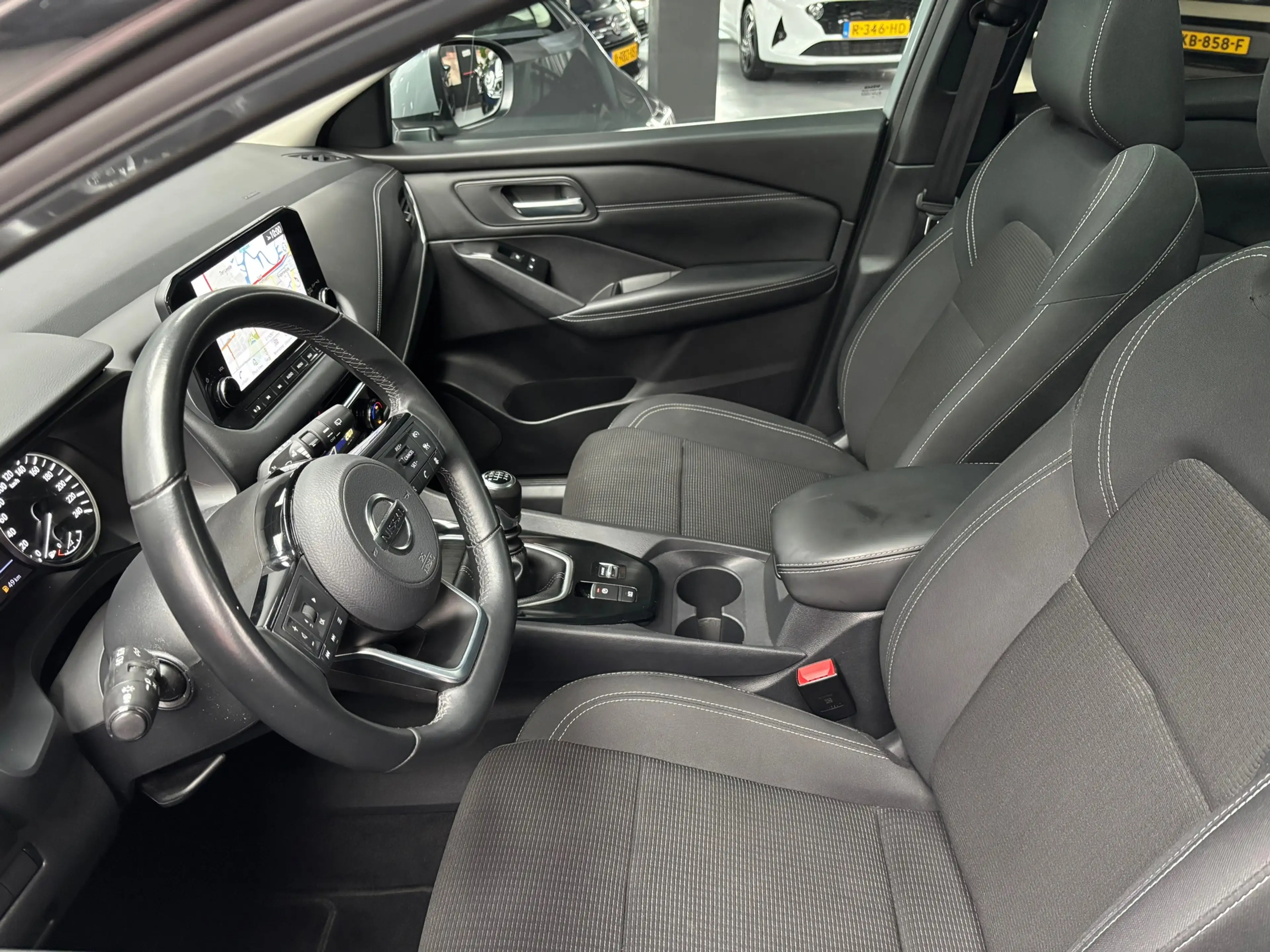 Nissan Qashqai 1.3 MHEV Acenta / Camera /Panorama Dak / Trekhaak — photo 19