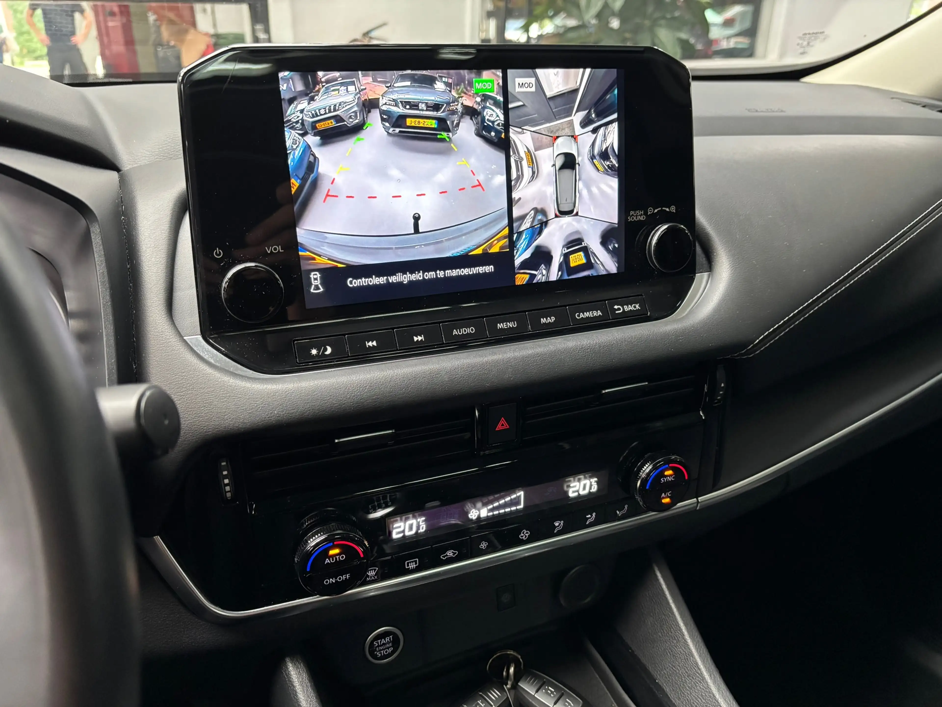Nissan Qashqai 1.3 MHEV Acenta / Camera /Panorama Dak / Trekhaak — photo 25