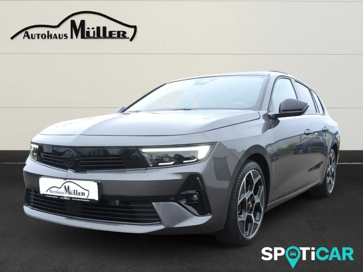 Opel Astra Sports Tourer Ultimate Autom. +Matix+Pano+Alcantar Grau - 1