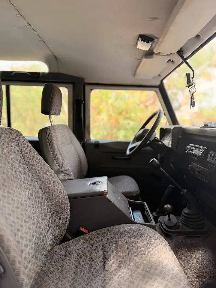 Land Rover Defender 110TDI SW, foto 4