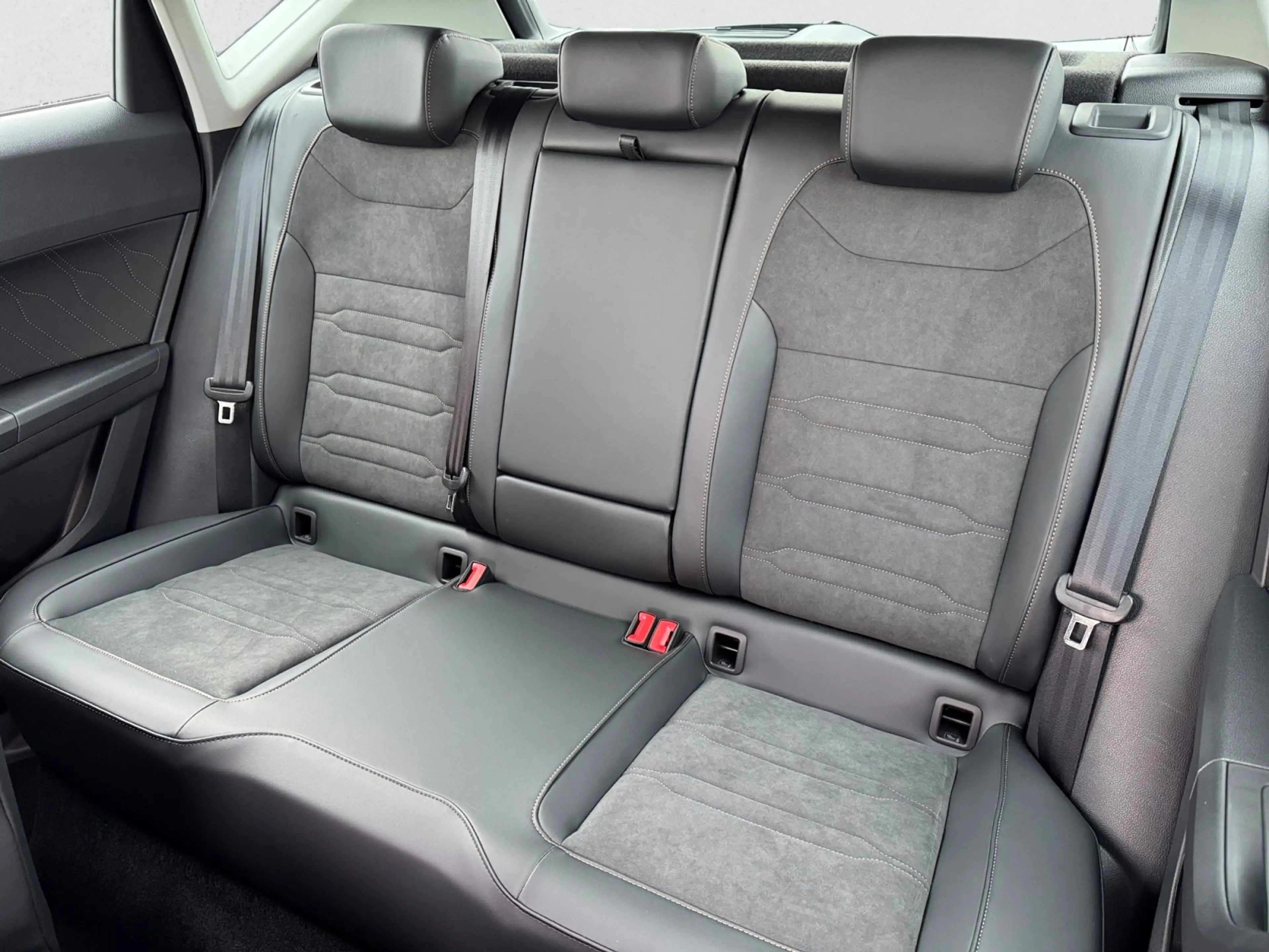 CUPRA Ateca TSI DSG|AHK|ACC|VIRT.PEDAL|5-JAHRE/150.000 — photo 10