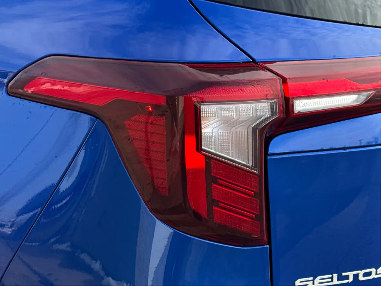 Kia Seltos снимка Kia Seltos