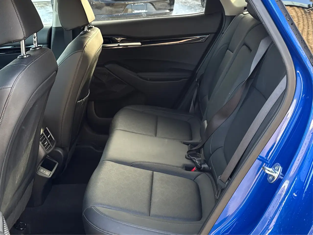 Kia Seltos снимка Kia Seltos