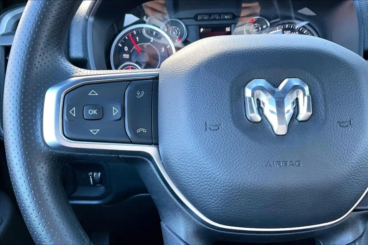 RAM 2500 снимка RAM 2500