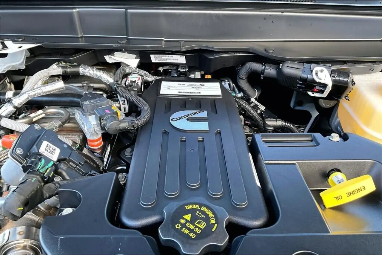 RAM 2500 снимка RAM 2500