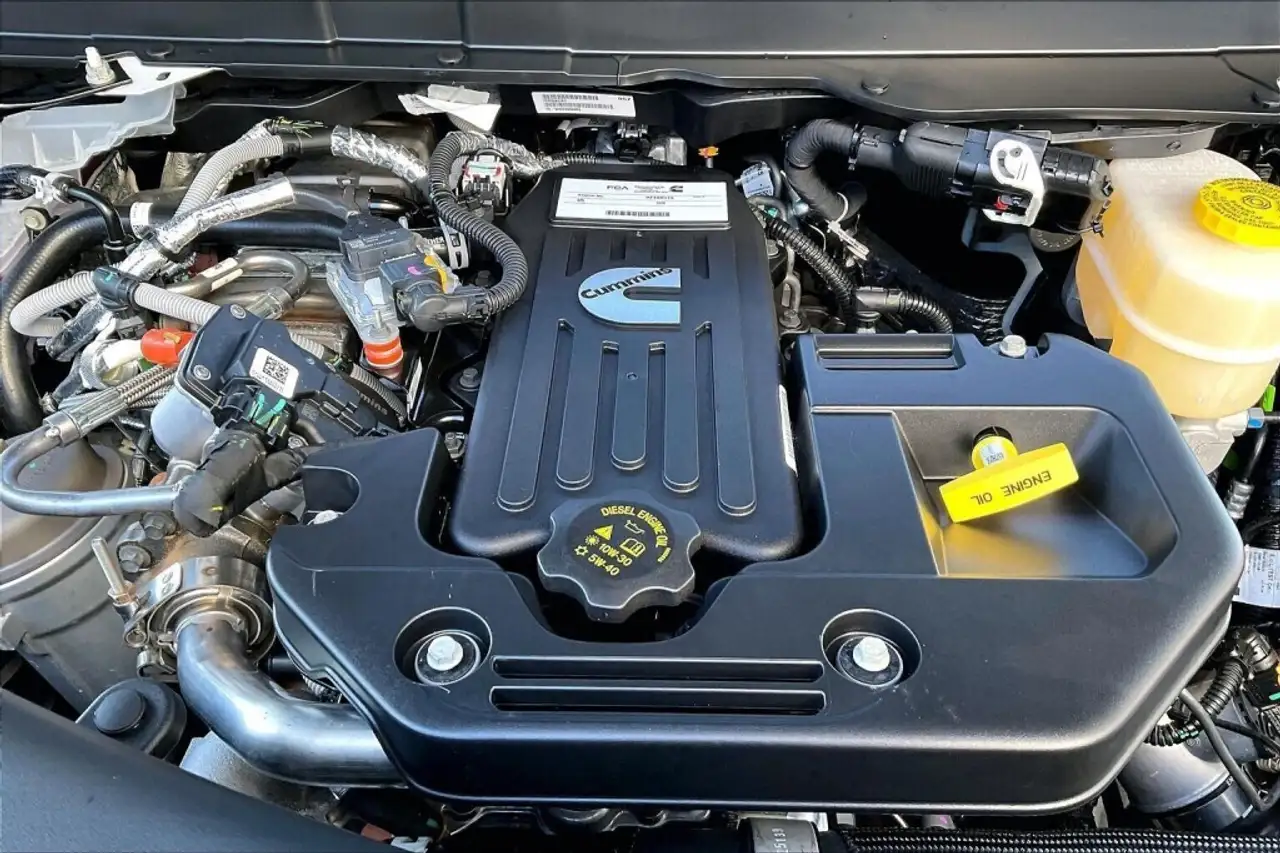 RAM 2500 снимка RAM 2500