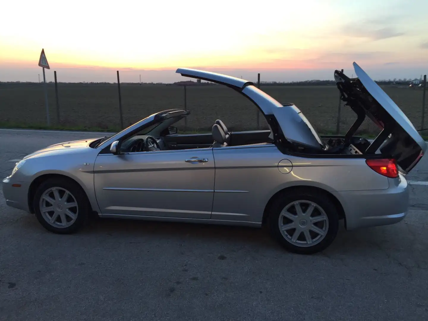 Chrysler Sebring Sebring Cabrio 2.0 td Limited Argent - 2
