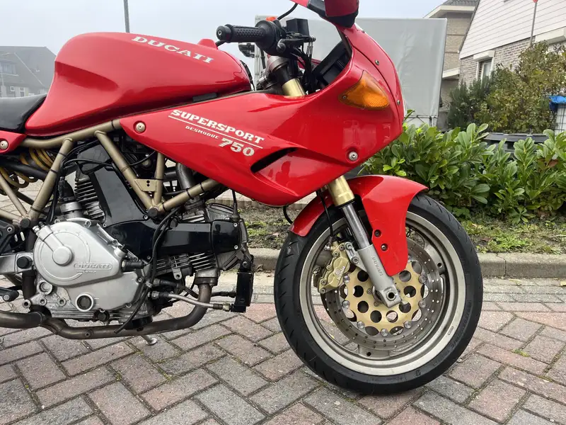 Ducati 750 SS - foto 3