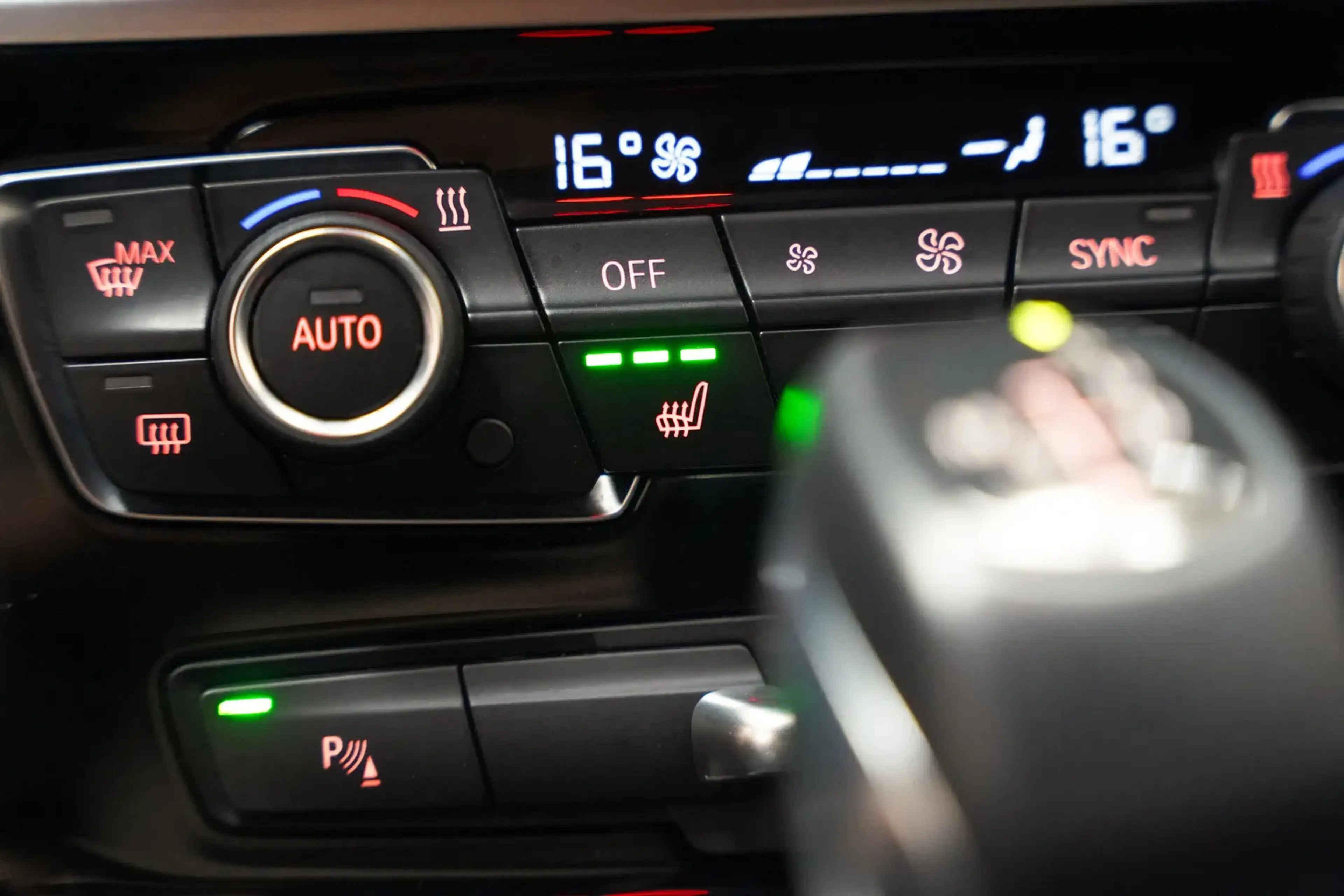 BMW 225 2-serie Active Tourer 225i M-Sport High Executive — photo 11