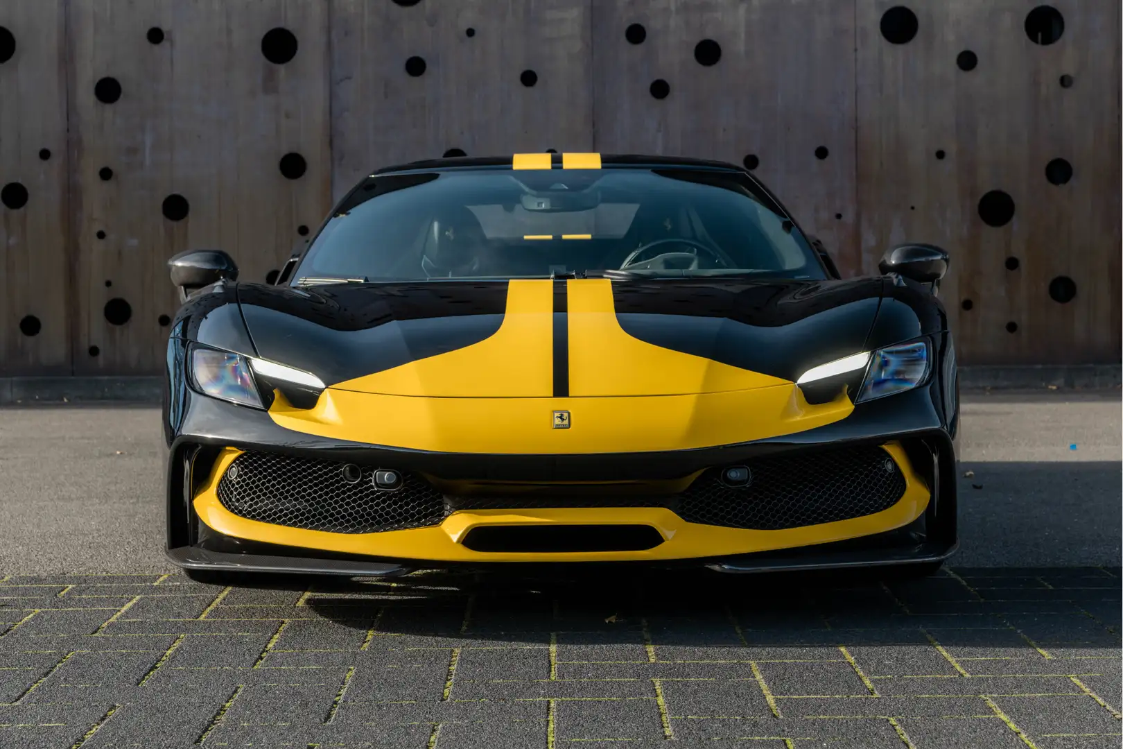 Ferrari 296 GTB 3.0 V6 N-LARGO | Assetto Fiorano | 1 OF 15 | Full Schwarz - 2